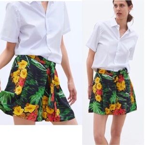 ZARA Floral flower Tropical Print high waisted multicoloured dress Shorts Sz XS